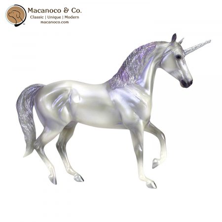 97267 Breyer Sarafina Magical Unicorn 1